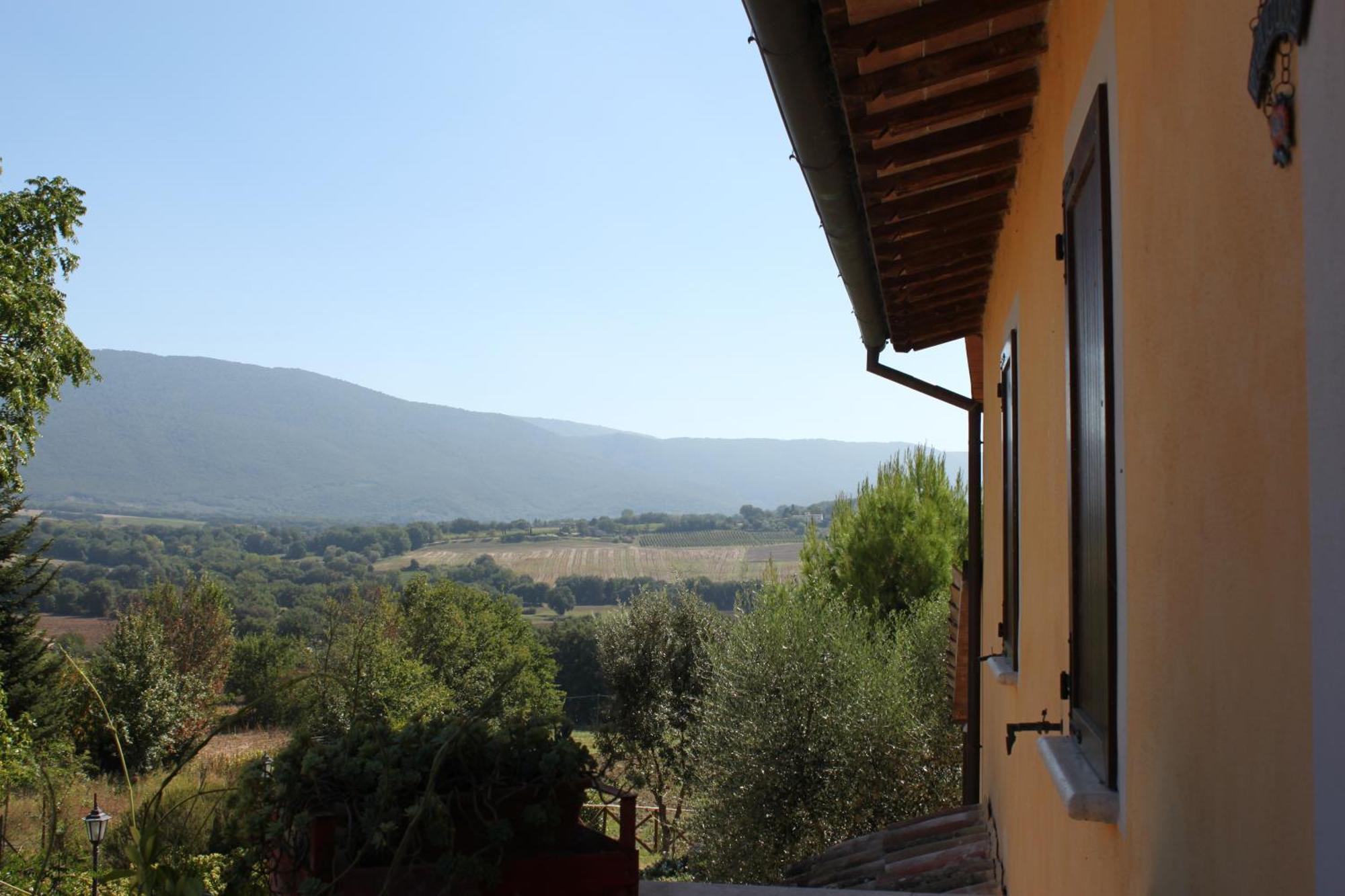 La Casa Di Gelsomino Massa Martana Exterior foto